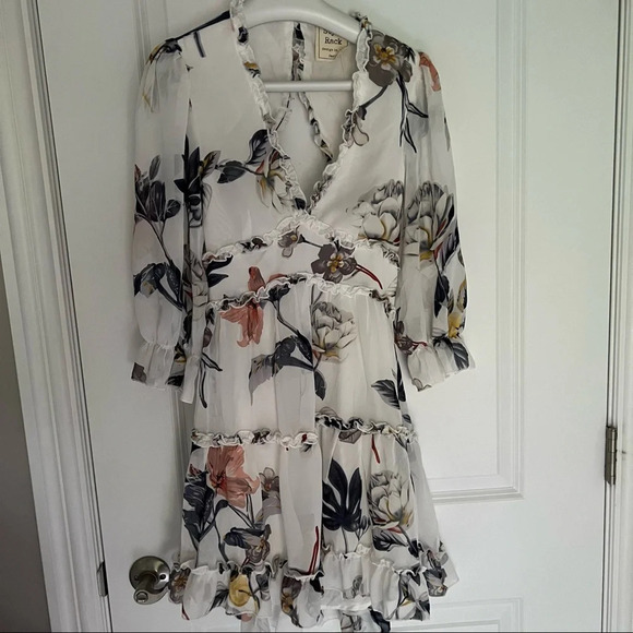 Style Rack Ruffle Mini Dress Floral size small - Picture 9 of 14